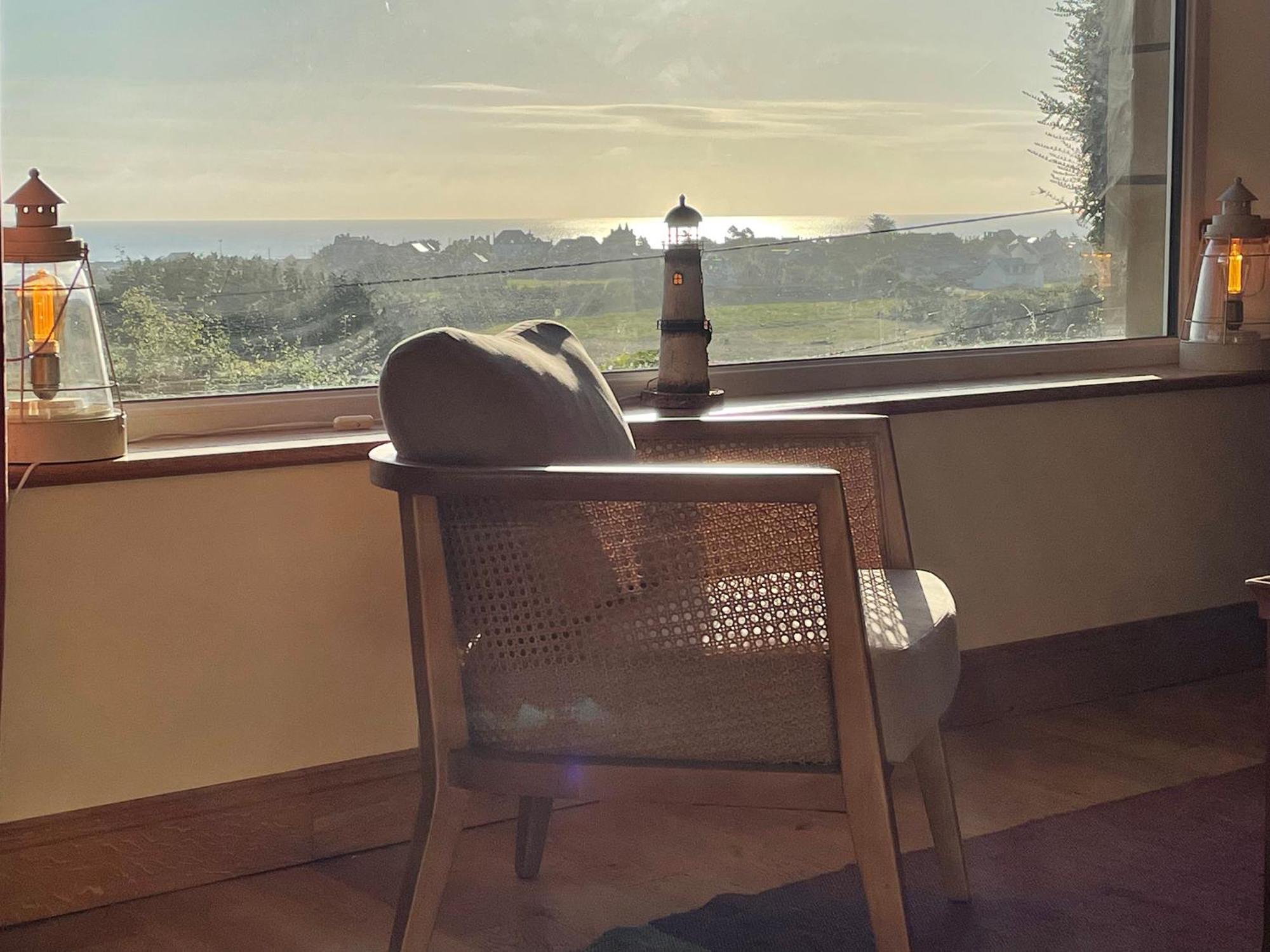 Maison de charme avec vue sur mer et jardin abrité Quinéville Esterno foto