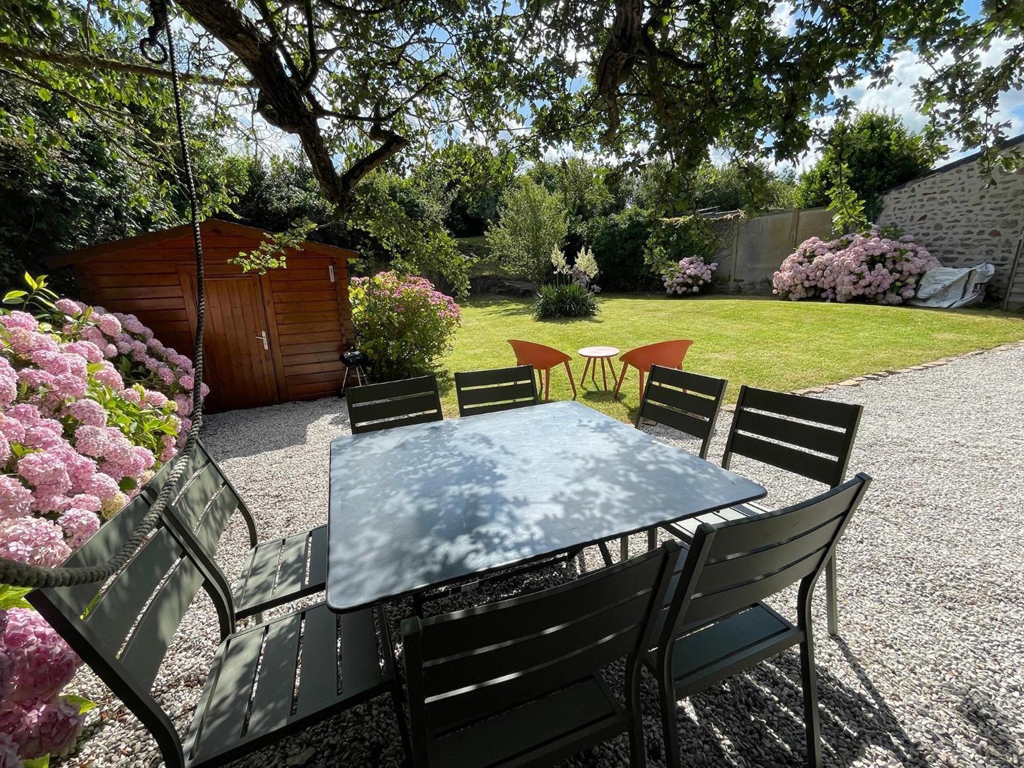 Maison de charme avec vue sur mer et jardin abrité Quinéville Esterno foto